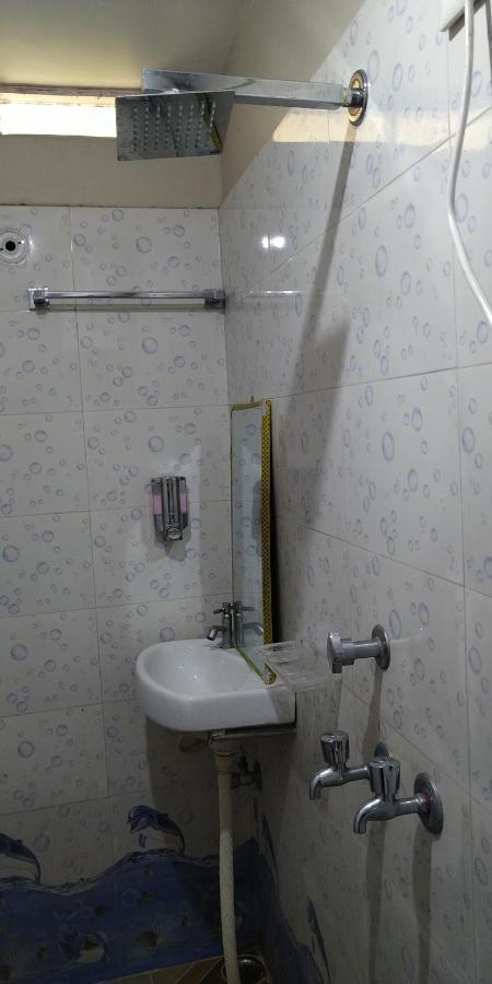 Hotel Devdoot Раджгир Экстерьер фото