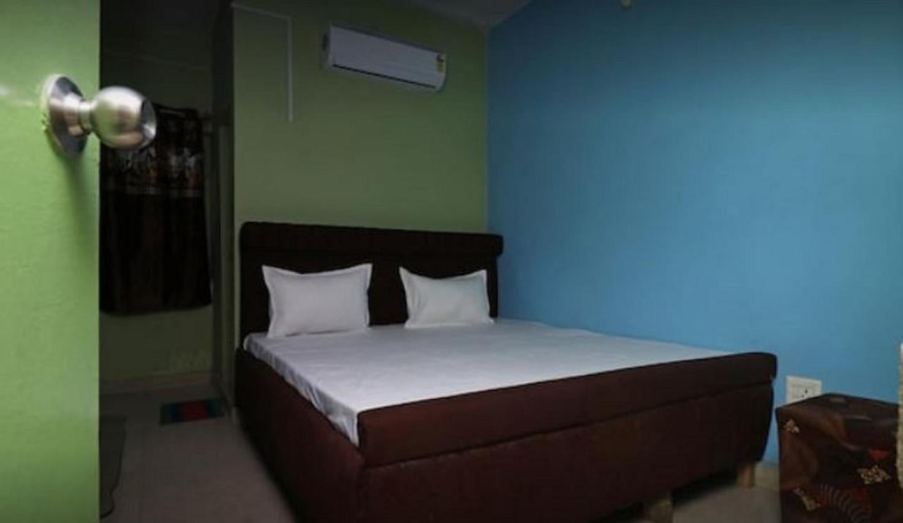 Hotel Devdoot Раджгир Экстерьер фото
